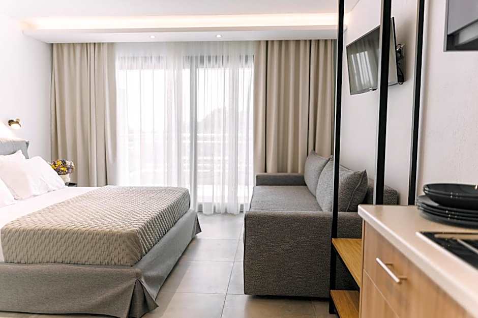 BLUE STONE Luxury Suites