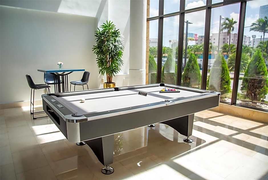 Regency Miami Airport by Sonesta