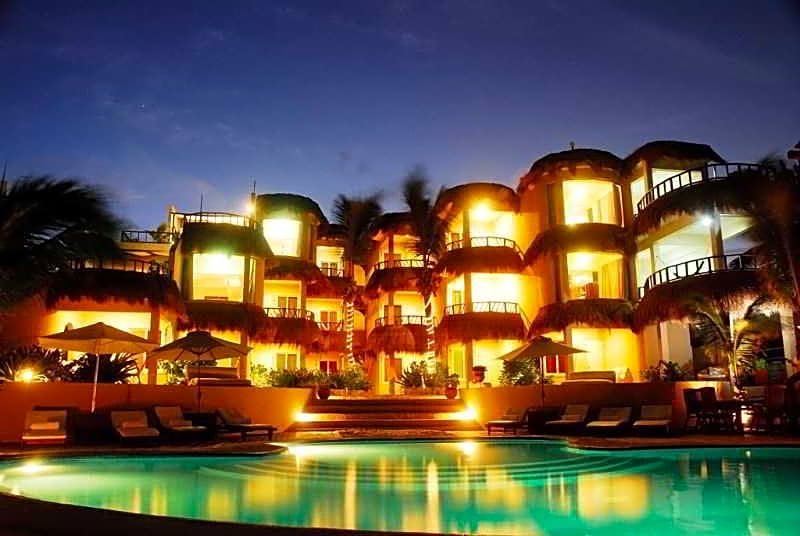 Hotel Playa La Media Luna, Isla Mujeres