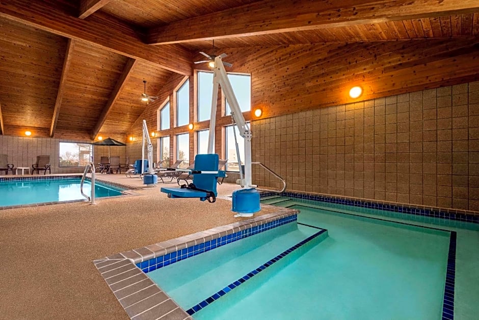 AmericInn by Wyndham Detroit Lakes