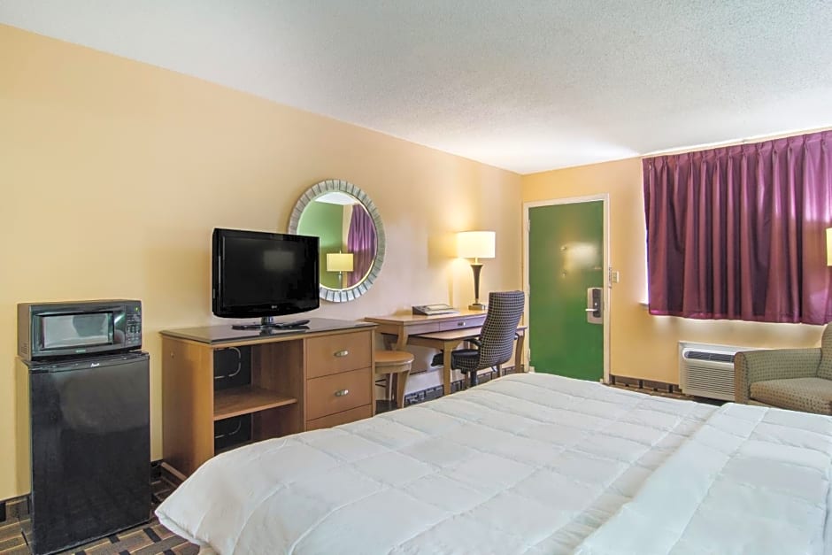 Americas Best Value Inn Darien