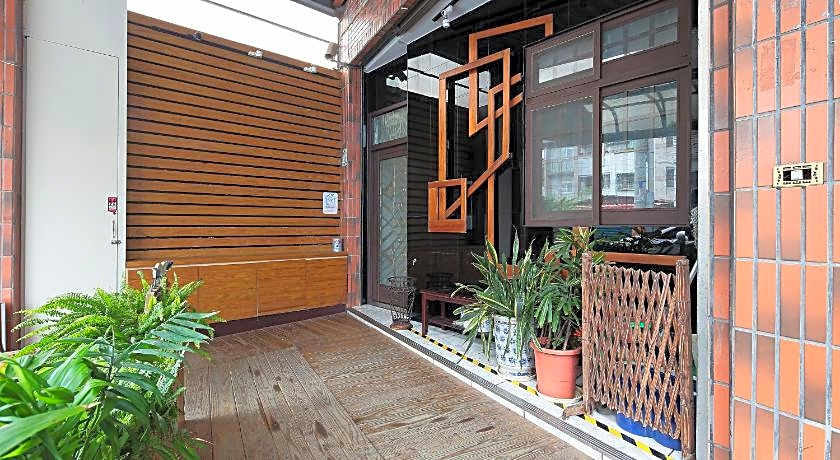 Happiness Yes Hostel II