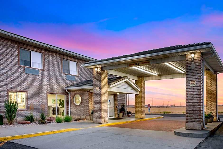 Quality Inn & Suites Fillmore I-15