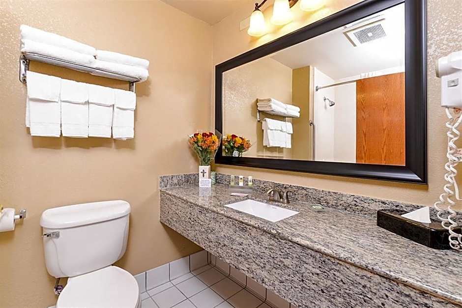 Country Inn & Suites by Radisson, West Valley City, UT