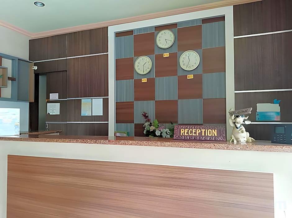 Collection O 93163 Hotel Grand Kartika