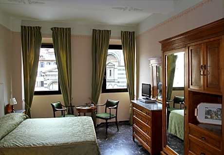 Double or Twin Room with Duomo view