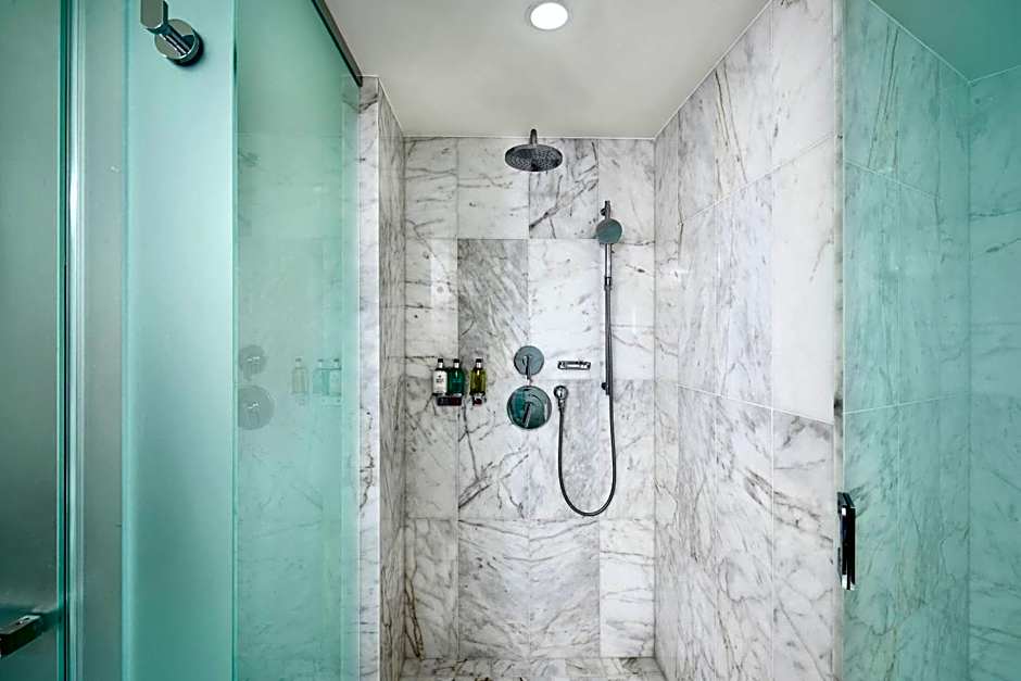 JW Marriott Parq Vancouver