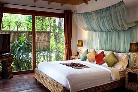 Junior Suite with Private Plunge Pool