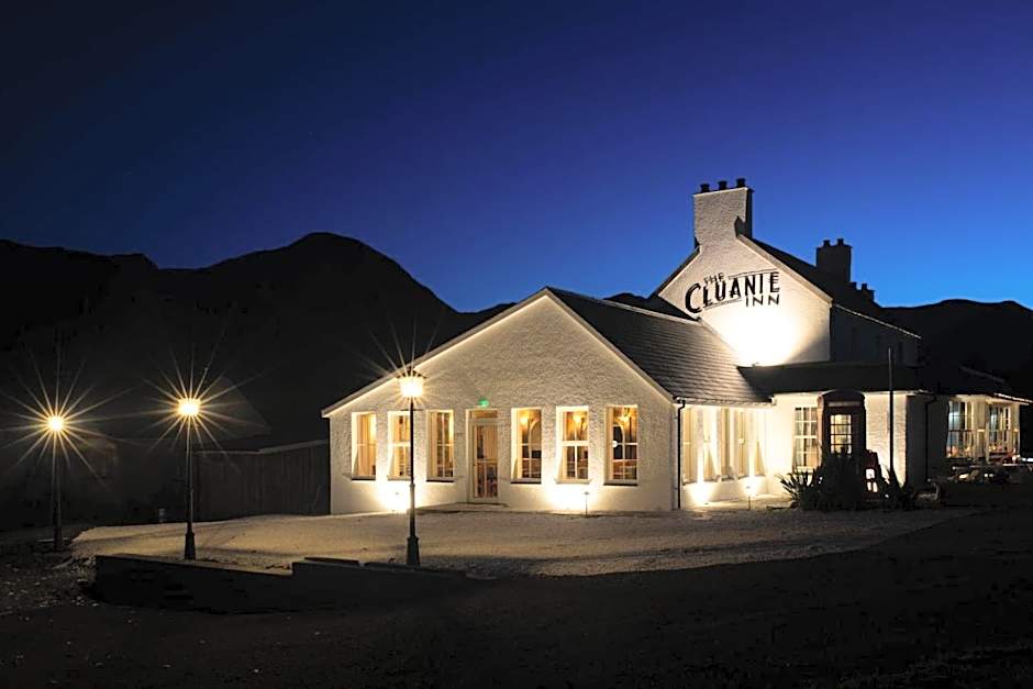 The Cluanie Inn