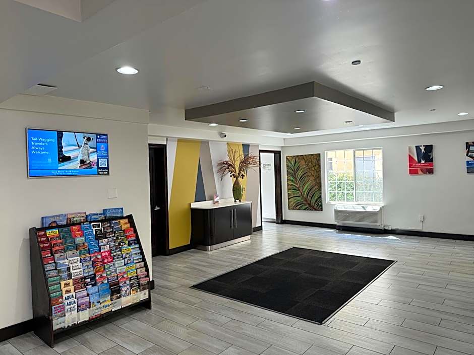Motel 6 Hollywood