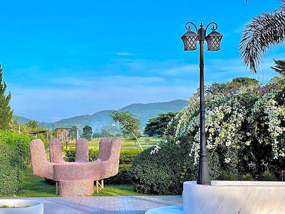 สต็อกโฮม เขาใหญ่ (StockHome Khao Yai)