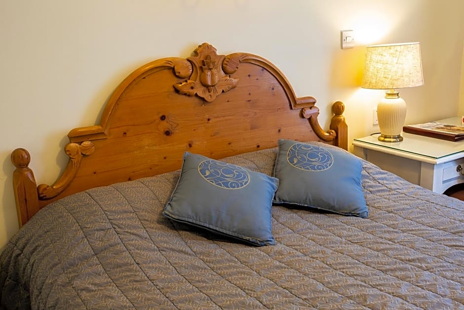 Fines Bayliwick Hotel