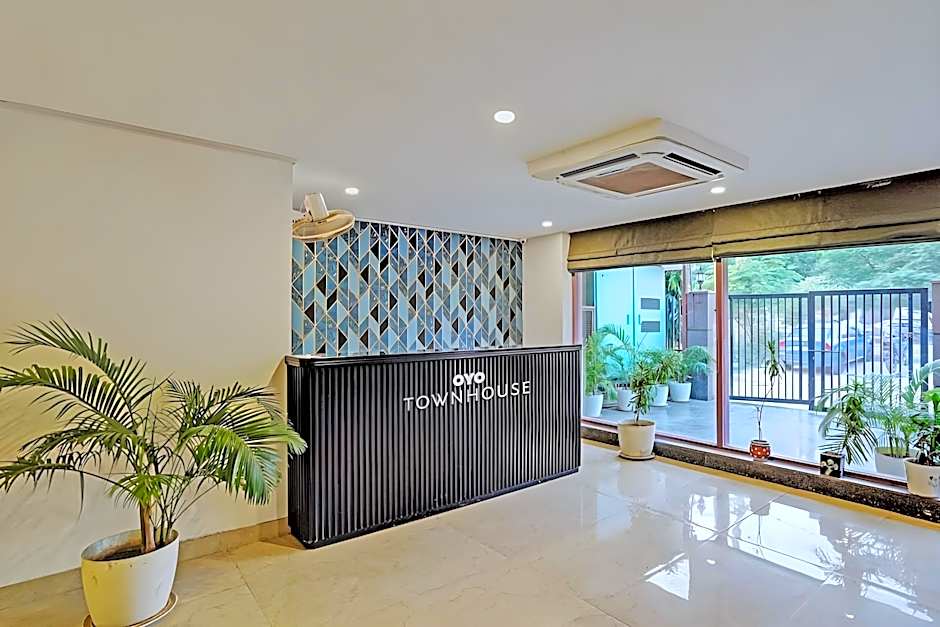 OYO Townhouse 203, Sector 57 – Gurgaon, NY