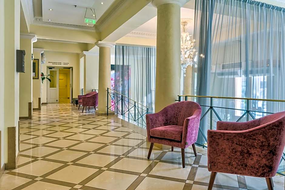 My City Hotel