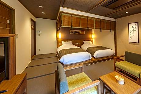 Twin Room B - Non-Smoking