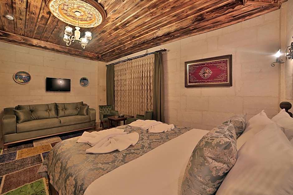 Caravanserai Inn Hotel