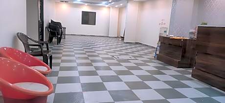 Hotel Sai Viraj Palace 