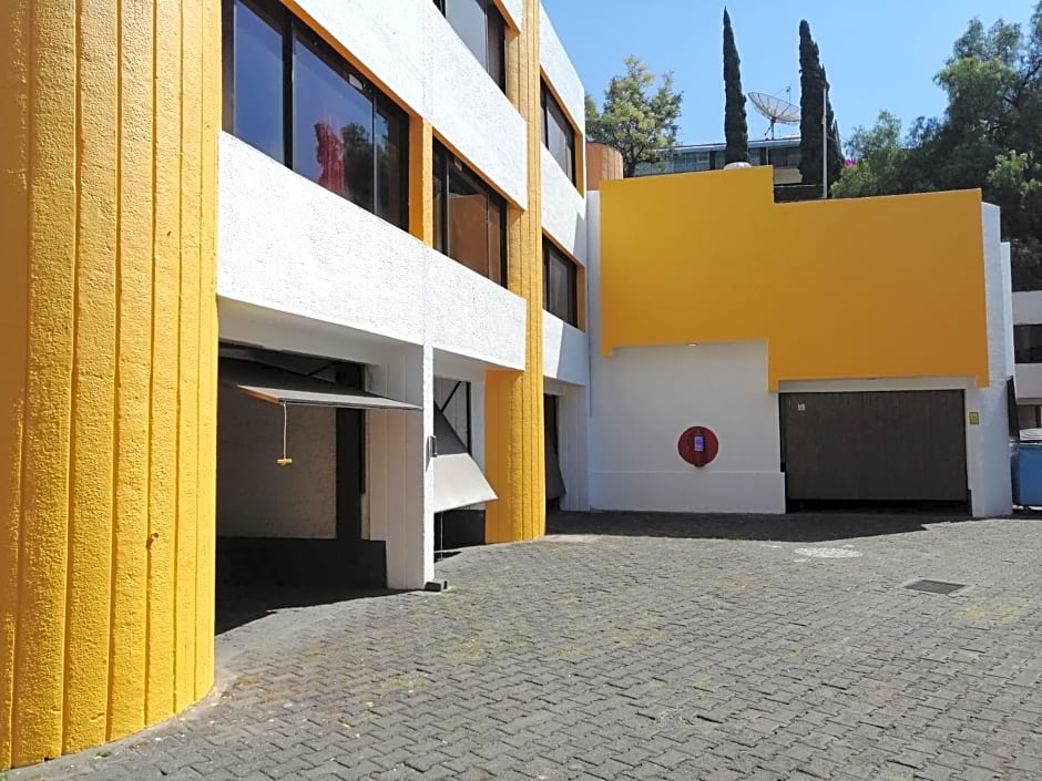 MOTEL OASIS mexico