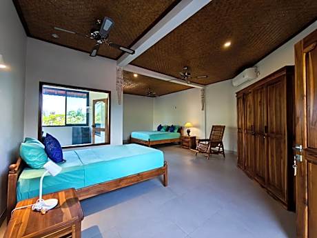 Deluxe Double Room with Balcony and Sea View