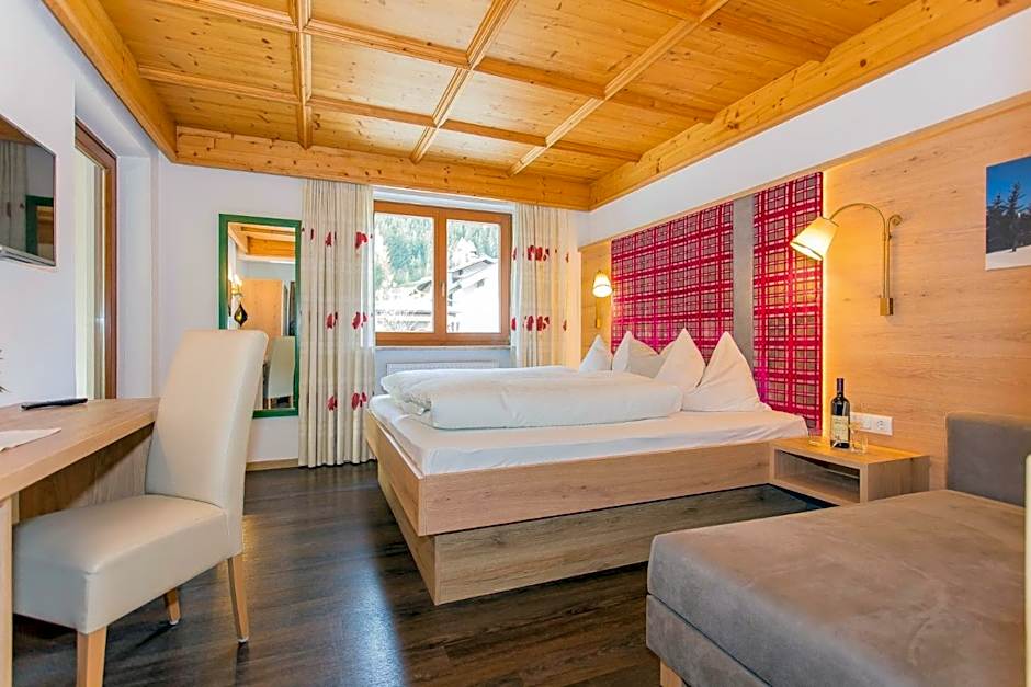 Foto 1 di 4 di Quadruple Room