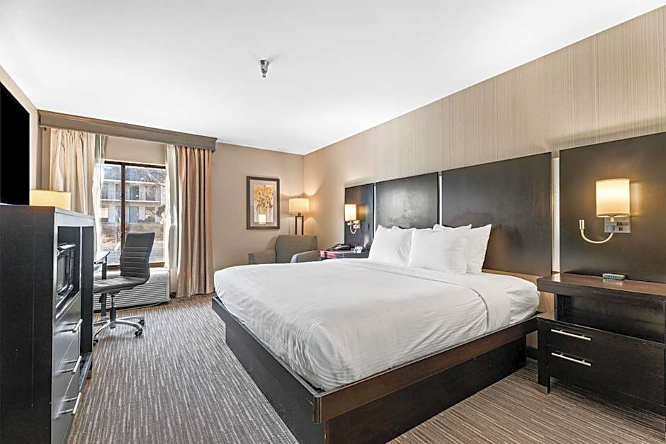 Best Western Courtview Hotel