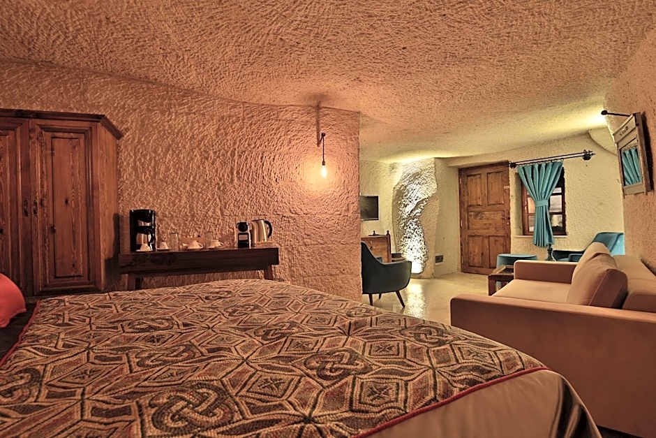 The Owl Cave Hotel