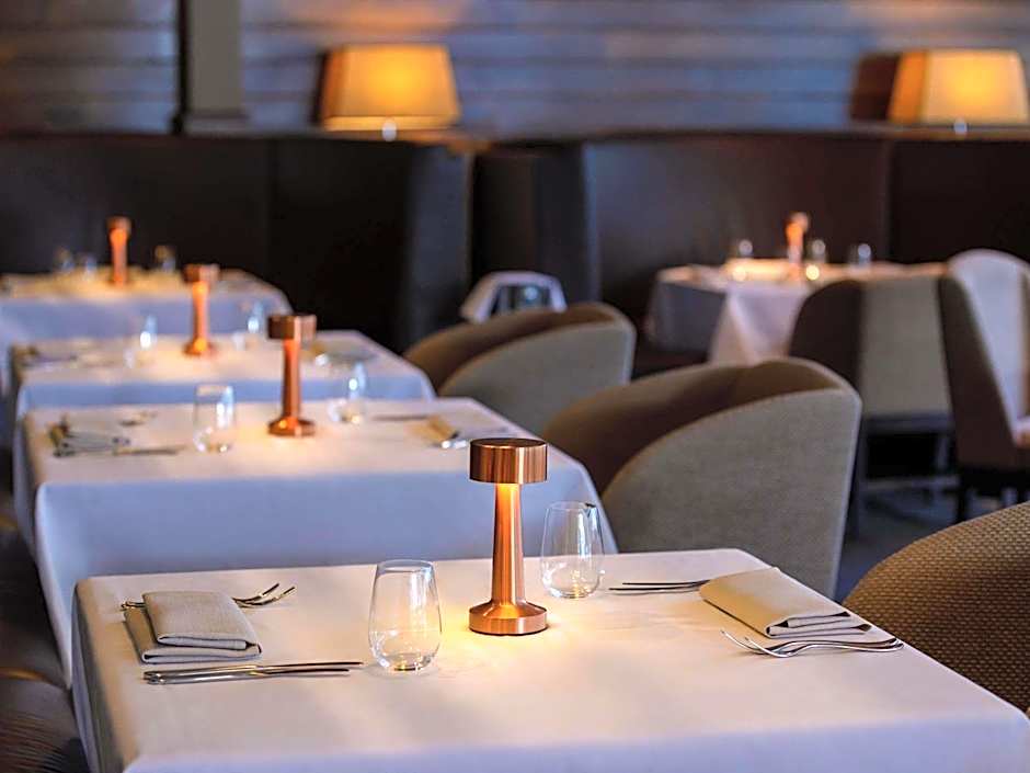 Pullman Reef Hotel Casino