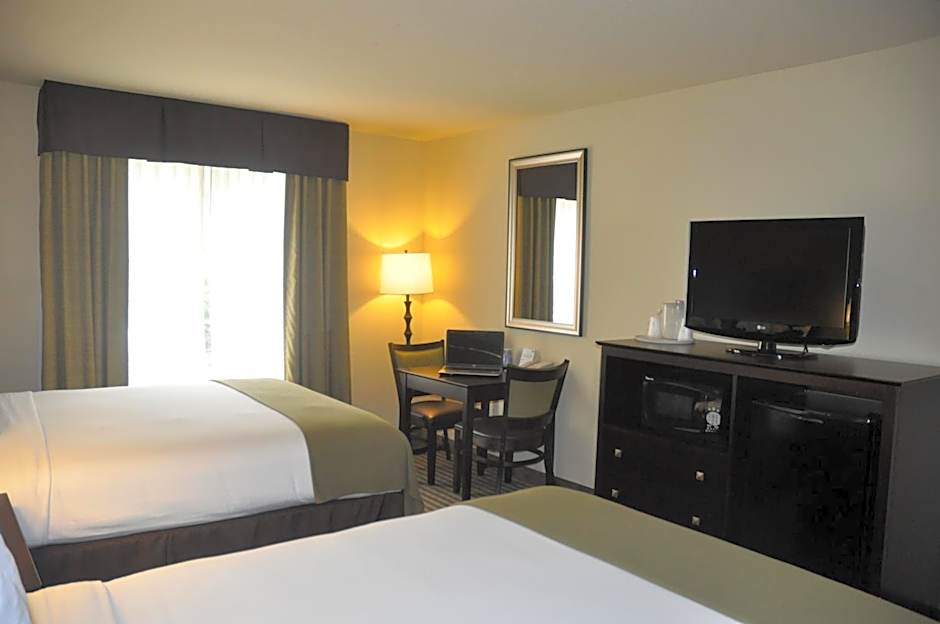 Holiday Inn Express and Suites Sarasota East By IHG