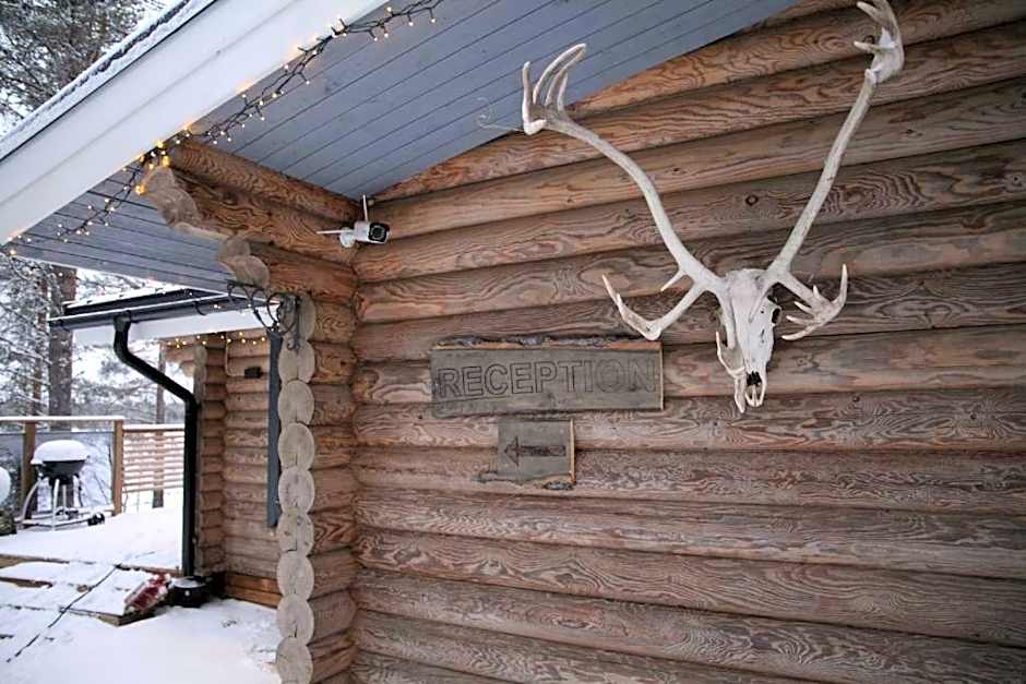 Rafi - The Village of Silence, Aurora Cabin 3