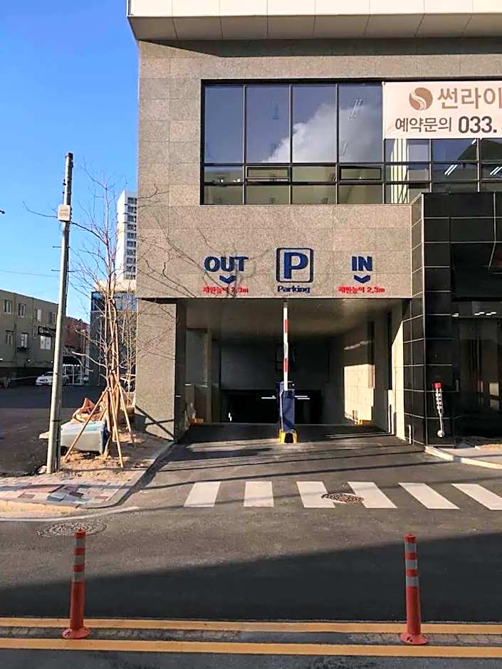 SunriseHotel JuniorSuite room11F Ocean view, Netflix O