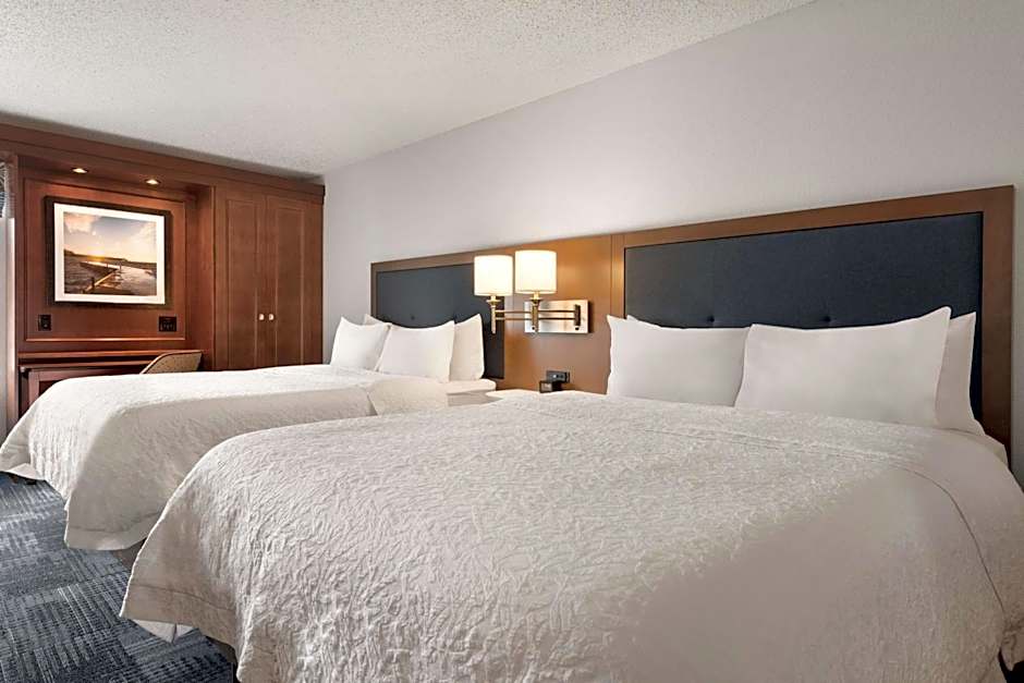 Photo 1 of 7 of 2 Queen Beds, Hearing/Mobility Accessible