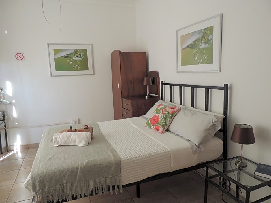 Karibu River Retreat