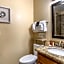 Lincoln Sands Oceanfront Resort, Ascend Hotel Collection