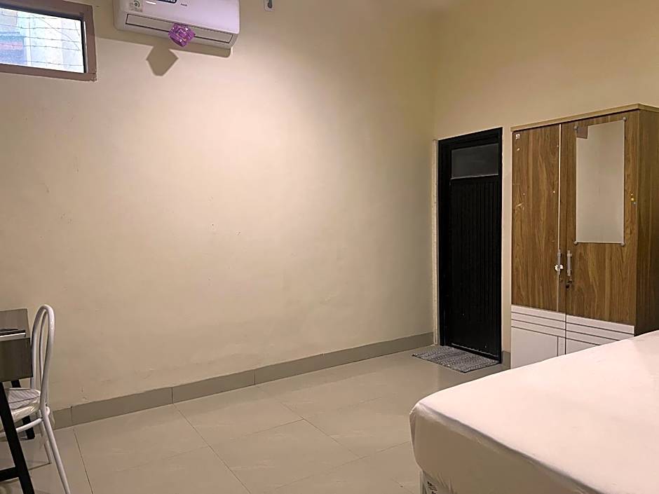 Hotel O Wisma Aliyah Near Sidrap