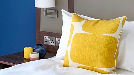 Standard Queen Room with Queen Bed and Bunk Bed