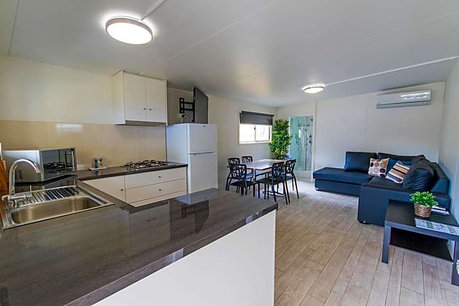 Esk Caravan Park & Rail Trail Motel