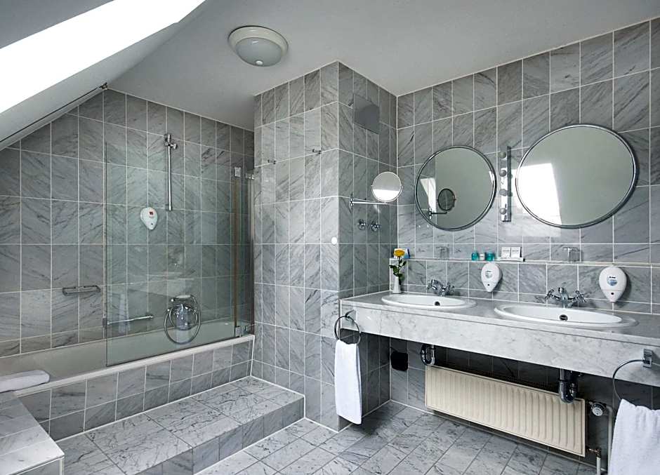 relexa Waldhotel Schatten