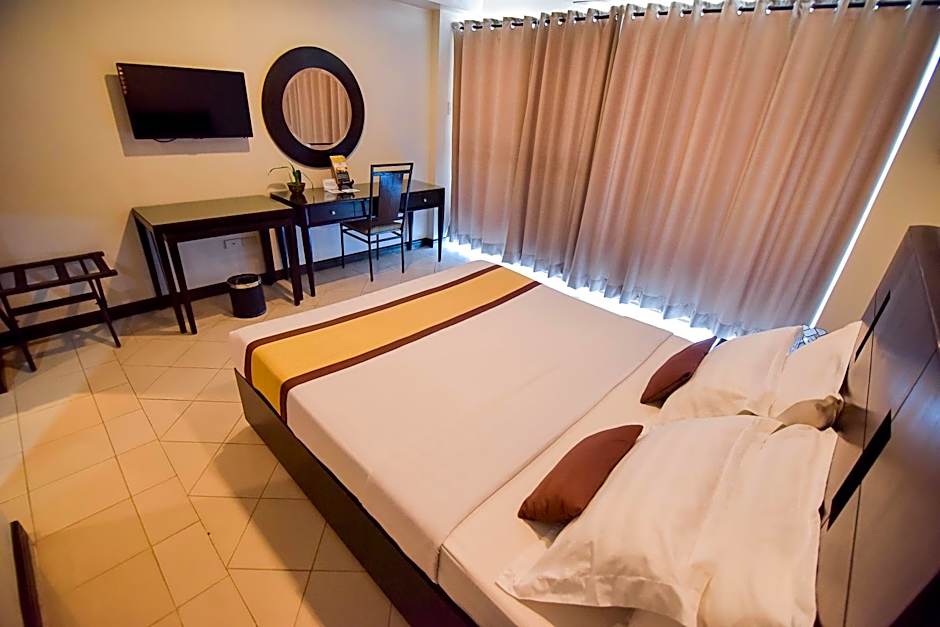 Hotel Tavern Surigao