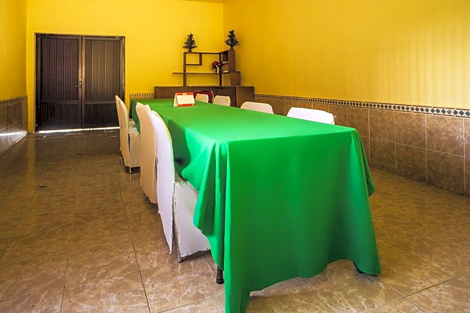 OYO Hotel Oasis