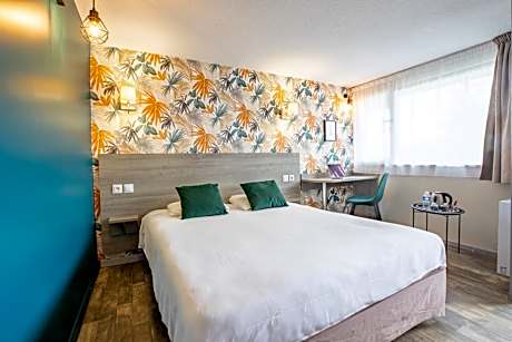 Double Room with Extra Bed
