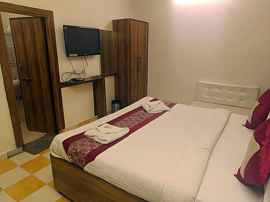 HOTEL SIDHARTHA (600 meters from Taj Mahal)