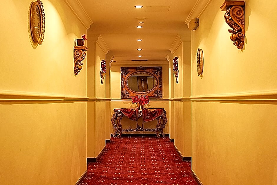 Carlton Tower Hotel Kuwait