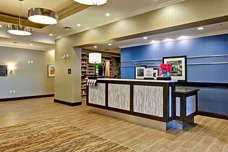 Hampton Inn & Suites by Hilton Saskatoon Airport