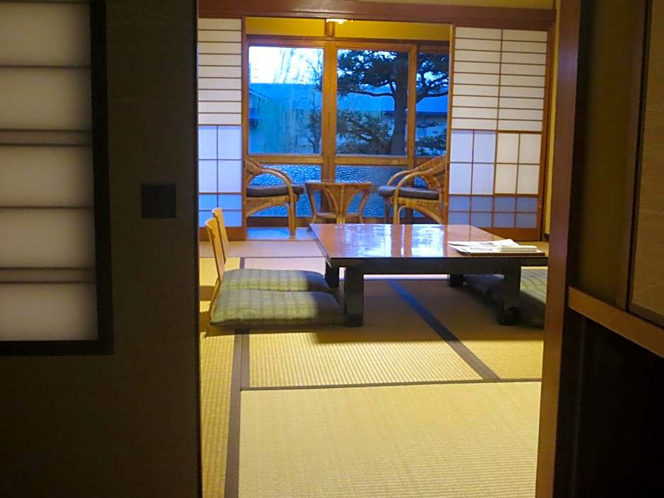 K's House Ito Onsen - Historical Ryokan Hostel