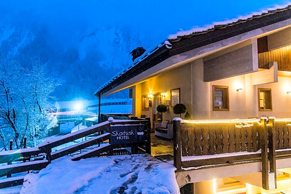 Shatush Hotel