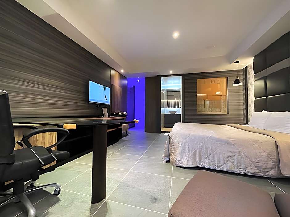 King & Princess Motel Ii