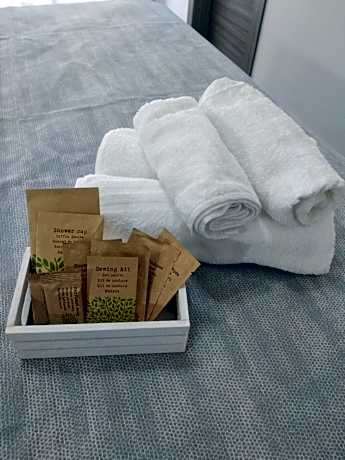 Deluxe Double Room with Side Sea View