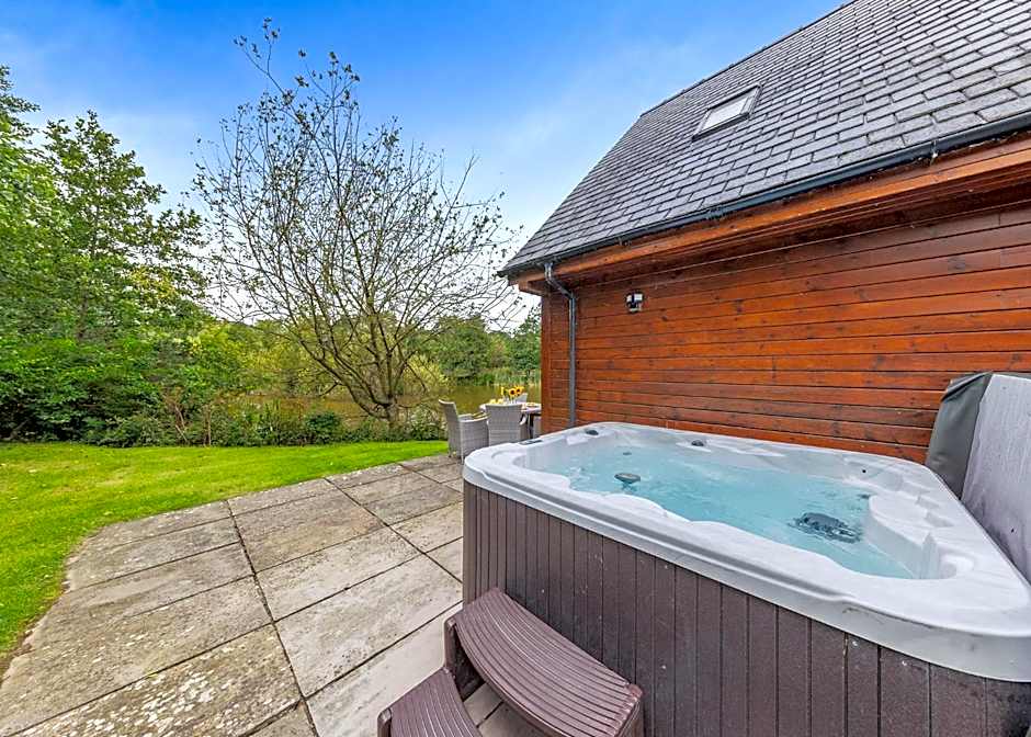 Anglesey Lakeside Lodges