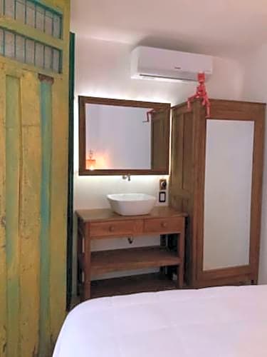 IMIX Hotel