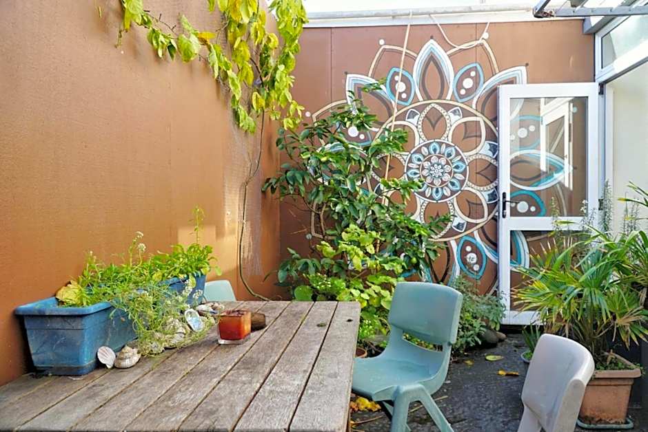 Ariki Backpackers